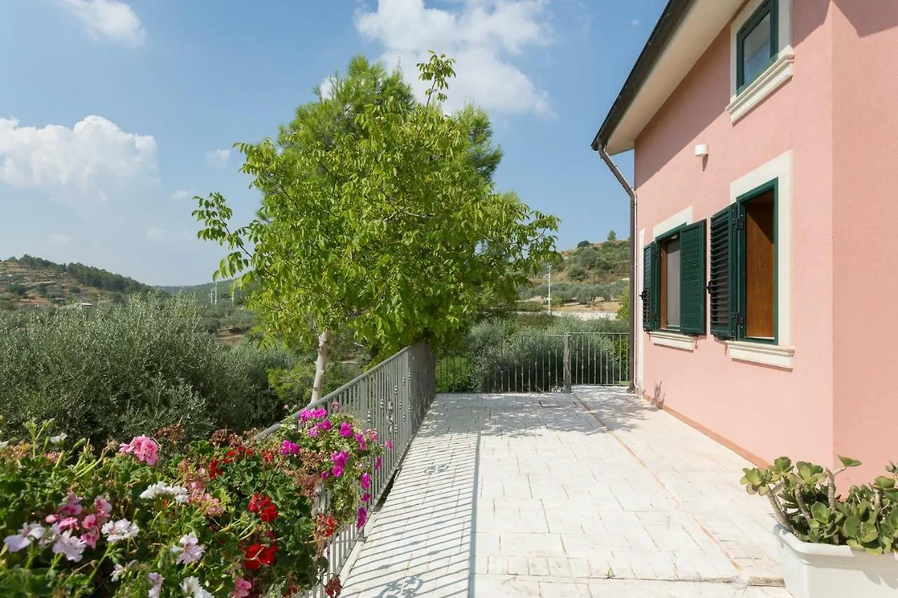 Villa Calaforno Giarratana